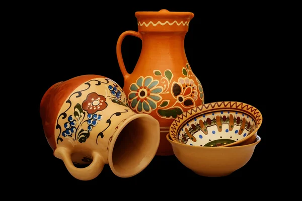 Traditional colored pottery. Painted ceramic crockery. — Stock Photo, Image