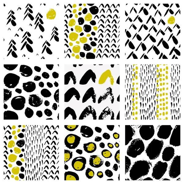 Vector collection of seamless patterns with hand drawn calligraphic brush strokes and dots. Black, white, gold. Good for wrapping paper, wedding card, birthday invitation, pattern fill, wallpaper — стоковый вектор