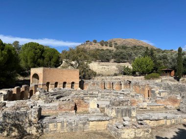 Yunanistan 'ın Girit adasındaki Gortyna Arkeoloji Alanı' ndaki binaların kalıntıları