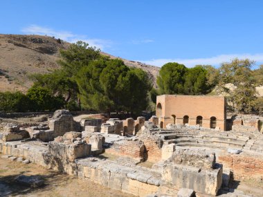 Yunanistan 'ın Girit adasındaki Gortyna Arkeoloji Alanı' ndaki binaların kalıntıları
