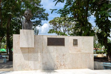 Küba 'nın ilk cumhurbaşkanı Carlos Manuel de Cspedes anıtı (Yara, Küba)