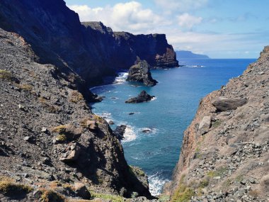 Vereda da Ponta de So Loureno, Madeira, Portekiz 'in dramatik uçurumları