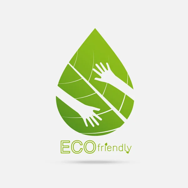 Eco friendly rukama obejmout koncept Zelený strom. Ekologicky přítel — Stockový vektor
