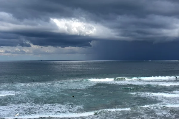 Vista Diurna Costa Arenosa Contra Agua Mar Ondulada Sydney Australia — Foto de Stock