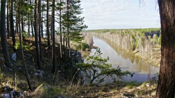 Montanha paisagem do rio Chusovaya, Ural, Rússia — Vídeo de Stock