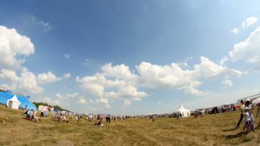 12 Ağustos 2016, Kazan, Rusya Federasyonu - Kurkachi hava gösterisi: Havaalanı, ultra geniş açı yürüyüş Festivali kalabalık