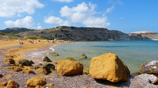 Ramla Bay - the biggest sandy beach on Gozo — Stock Photo, Image