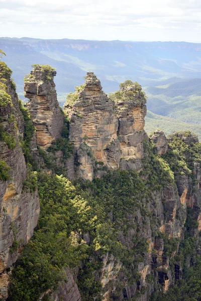 Three Sisters in the Blue Mountains of Australia. — Stock Photo, Image