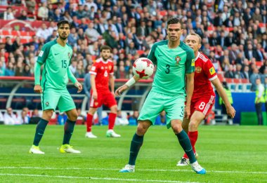 Moskova, Rusya - 21 Haziran 2017. Portekiz Millî Futbol Takımı, 2017 FIFA Konfederasyonlar Kupası 'nda Pepe' ye karşı Portekiz maçında orta saha oynadı..