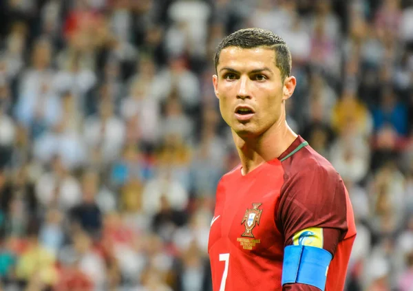 Kazan, Rusya - 28 Haziran 2017. Portekiz milli futbol takımı kaptanı Cristiano Ronaldo FIFA Konfederasyon Kupası 2017 yarı final Şili maçında.