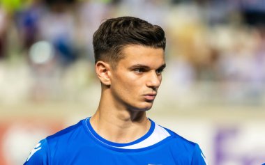 Lefkoşe, Kıbrıs - 13 Ekim 2019. Kıbrıs milli futbol takımı orta saha oyuncusu Michalis Ioannou UEFA Euro 2020 ön eleme karşılaşması öncesinde Lefkoşe 'de Kıbrıs Rum Kesimi Rusya' ya (0-5) karşı.