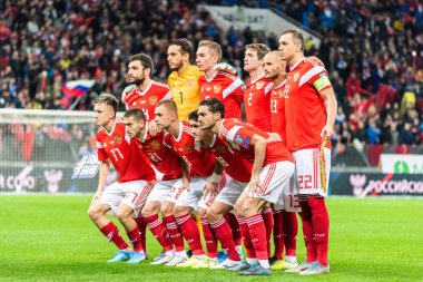 Moskova, Rusya - 10 Ekim 2019. Rusya Milli Futbol Takımı 'nın UEFA Euro 2020 ön eleme maçından önceki takım fotoğrafı Moskova' da İskoçya Rusya 'ya karşı (4-0).