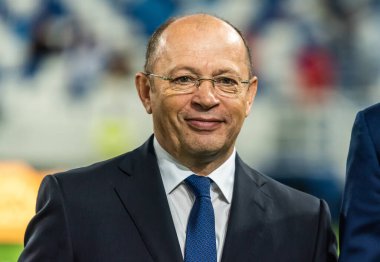 Kalininingrad, Rusya - 9 Eylül 2019. Rusya futbol fonksiyonu, Rusya Premier Ligi başkanı Sergey Pryadkin UEFA Euro 2020 ön eleme karşılaşması öncesinde Rusya Kazakistan 'a karşı (1-0) Kaliningrad' da.