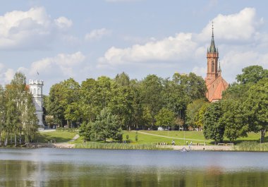Druskininkai, Litvanya. Şehre Göl Manzaralı