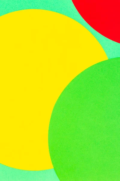 Colore astratto sfondo carta texture. Colorato cerchio rotondo forma triangolare geometria composizione su sfondo verde chiaro — Foto Stock