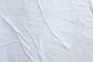 Eski beyaz grunge yırtık kolaj posterleri buruşmuş kağıt pankart dokusu arkaplanı metin veya resim için kopyalama alanı