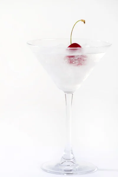 Martini cocktail på vit bakgrund — Stockfoto