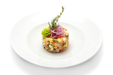 geleneksel Olivie salata