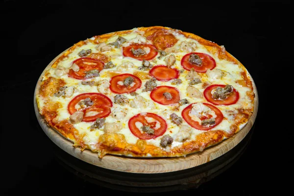 Olasz pizza csirkehús — Stock Fotó