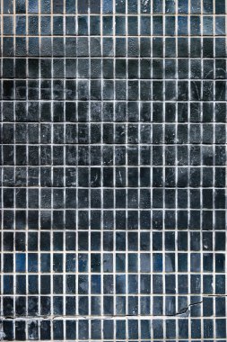 küçük cephe seramik siyah karoların dokusu, dikey format