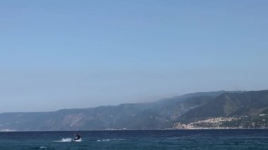 Messina - Virata a Capo Peloro 'da Uçurtmacılar