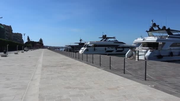 Siracusa - Panoramica del porto turistico di Ortigia — Video Stock