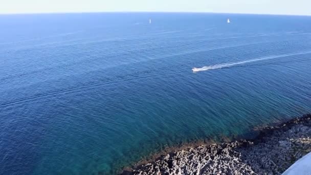 Panoramica dalla cima del faro di Punta Palascia — Αρχείο Βίντεο
