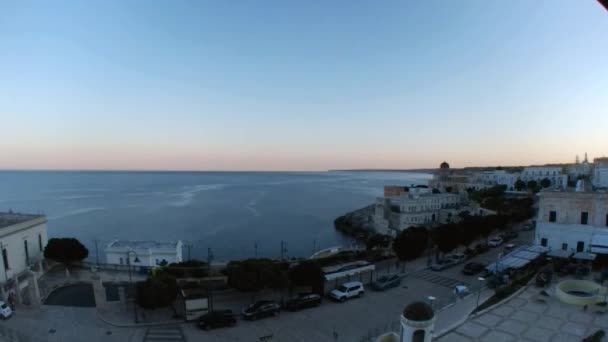 Santa Cesarea Terme - Zaman aşımı del borgo al tramonto — Stok video