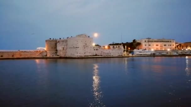 Trani Pouilles Italie Mai 2019 Vue Panoramique Port Après Coucher — Video