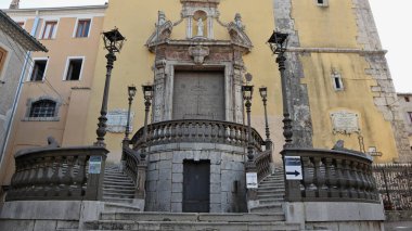 Bagnoli Irpino, Campania, İtalya - 2 Ekim 2020: Santa Maria Assunta Kilisesi, Longobard Vakfı, 17. yüzyılda yeniden inşa edildi.