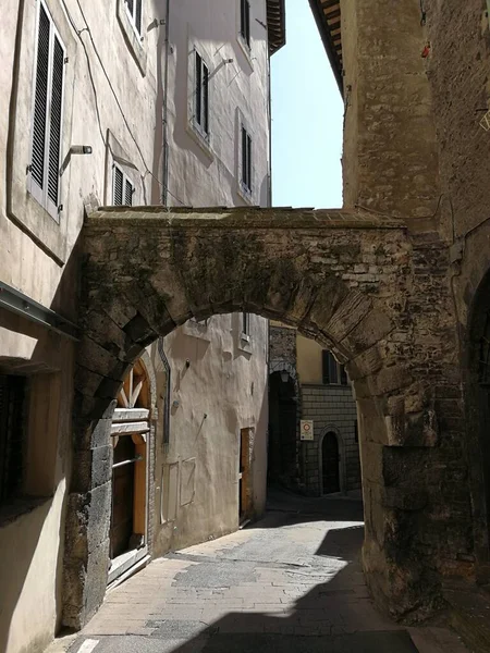Spoleto Umbria Talya Eylül 2019 Arco Monterone Antik Roma Duvarlarının — Stok fotoğraf