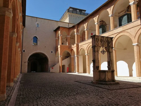 Spoleto Umbria Talya Eylül 2019 Şehre Bakan Sant Elia Tepesinde — Stok fotoğraf