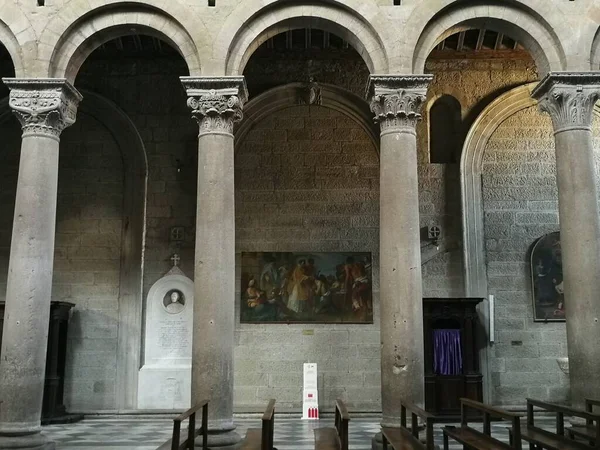 Viterbo Lazio Italia Septembrie 2019 Interiorul Catedralei San Lorenzo — Fotografie, imagine de stoc