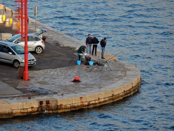 Taranto Puglia Itálie Listopadu 2019 Lungomare Garibaldi Borgo Vecchio Overlooking — Stock fotografie