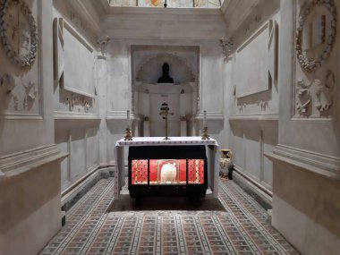 Napoli, Campania, İtalya - 4 Ocak 2020: Succorpo Şapeli, San Gennaro ya da Cappella Carafa 'nın İtirafı olarak da bilinir.