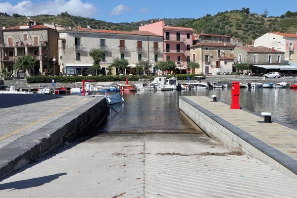 Acciaroli Kampania Włochy Czerwca 2020 Port Turystyczny Nazwany Cześć Angelo — Zdjęcie stockowe