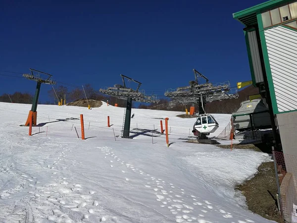 Roccaraso Aquila Abruzzo Italia Marzo 2019 Telesilla Pallottieri Estación Esquí —  Fotos de Stock