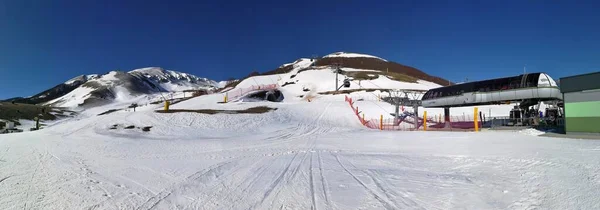 Roccaraso Aquila Abruzzo Italia Marzo 2019 Foto Panorámica Estación Esquí —  Fotos de Stock