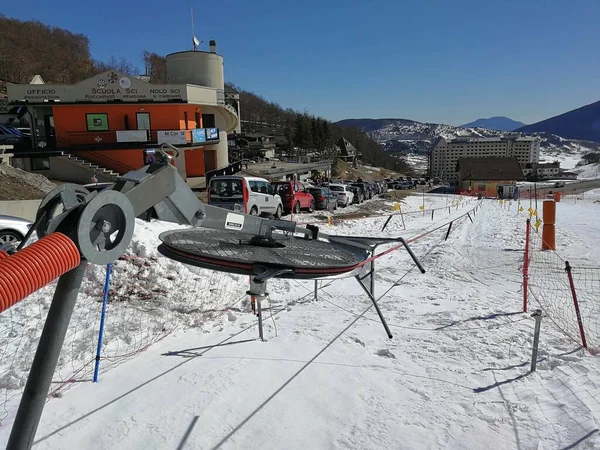 2019年3月15日 意大利阿布鲁佐拉奎拉的Roccaraso 位于Aremogna的Macchione滑雪胜地的Ski学校避难所 — 图库照片