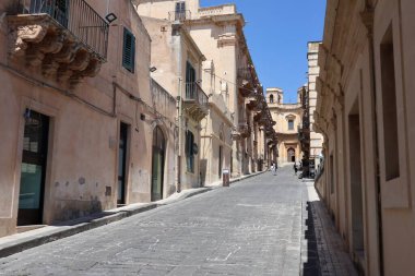 Noto, Sicilya, İtalya - 26 Ağustos 2020: Nicolaci di Villadorata Sarayı