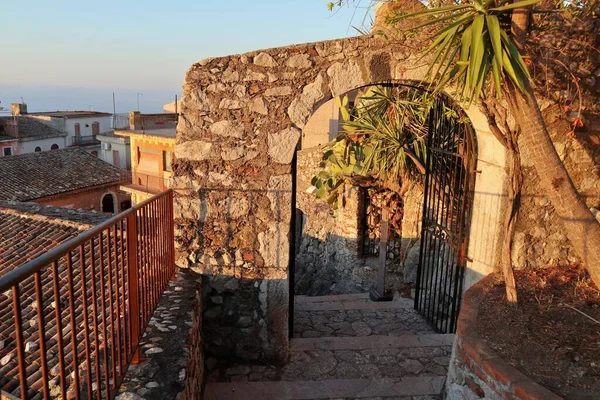 Castelmola Sicilia Italia Agosto 2020 Ruinas Del Castillo Normando Amanecer —  Fotos de Stock