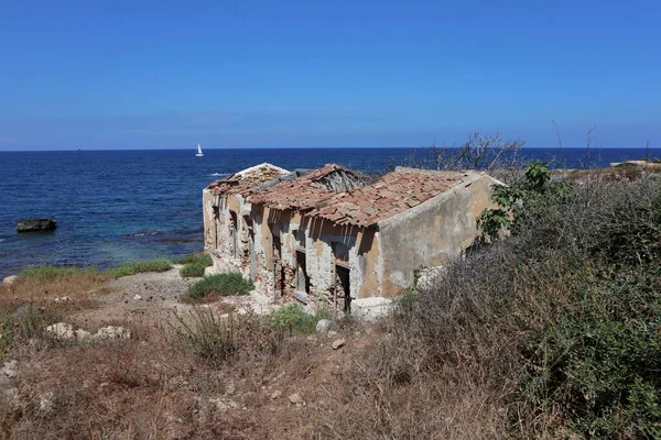 Syracuse Sicily Italy August 2020 Ruins Wwii Military Base Punta — Stock Photo, Image