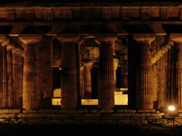 Paestum Salerno Campania Italy July 2018 Temple Neptune Illuminated Archaeological — 图库照片