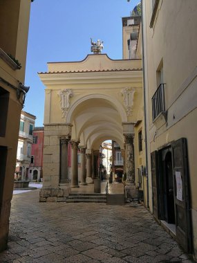 Sant 'Agata de Goti, Campania, İtalya - 20 Haziran 2019: Santa Maria Assunta Katedrali 13. yüzyılda yeniden inşa edildi