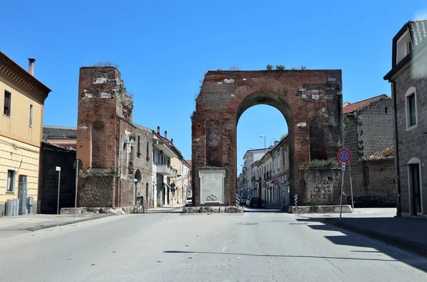 Santa Maria Capua Vetere Kampania Włochy Maja 2020 Łuk Hadriański — Zdjęcie stockowe