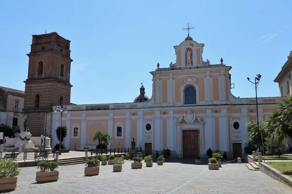 Santa Maria Capua Vetere, Campania, Italy - May 22, 2020: Basilica of Santa Maria Maggiore, founded in 432 by San Simmaco, bishop of Capua and patron of the city, expanded and renovated over the centuries up to the current Baroque forms — Stock Image Santa Maria Capua Vetere Campania Italy May 2020 Basilica Santa Royalty Free Stock Images
