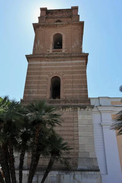 Santa Maria Capua Vetere, Campania, Italy - May 22, 2020: Basilica of Santa Maria Maggiore, founded in 432 by San Simmaco, bishop of Capua and patron of the city, expanded and renovated over the centuries up to the current Baroque forms — Stock Image Santa Maria Capua Vetere Campania Italy May 2020 Basilica Santa Stock Picture