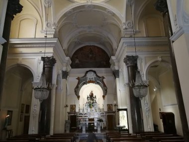 Napoli, Campania, İtalya - 1 Mart 2019: Santa Maria della Vittoria Barok Kilisesi