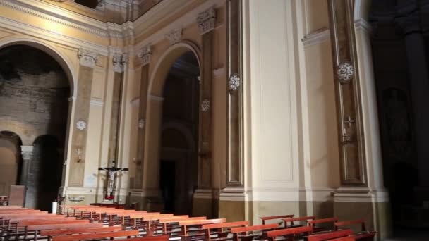 Napoli - Panoramica della Chiesa di San Giorgio Maggiore — Vídeo de Stock