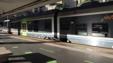 Napoli - Metro Partenza alla stazione di Mergellina 'da